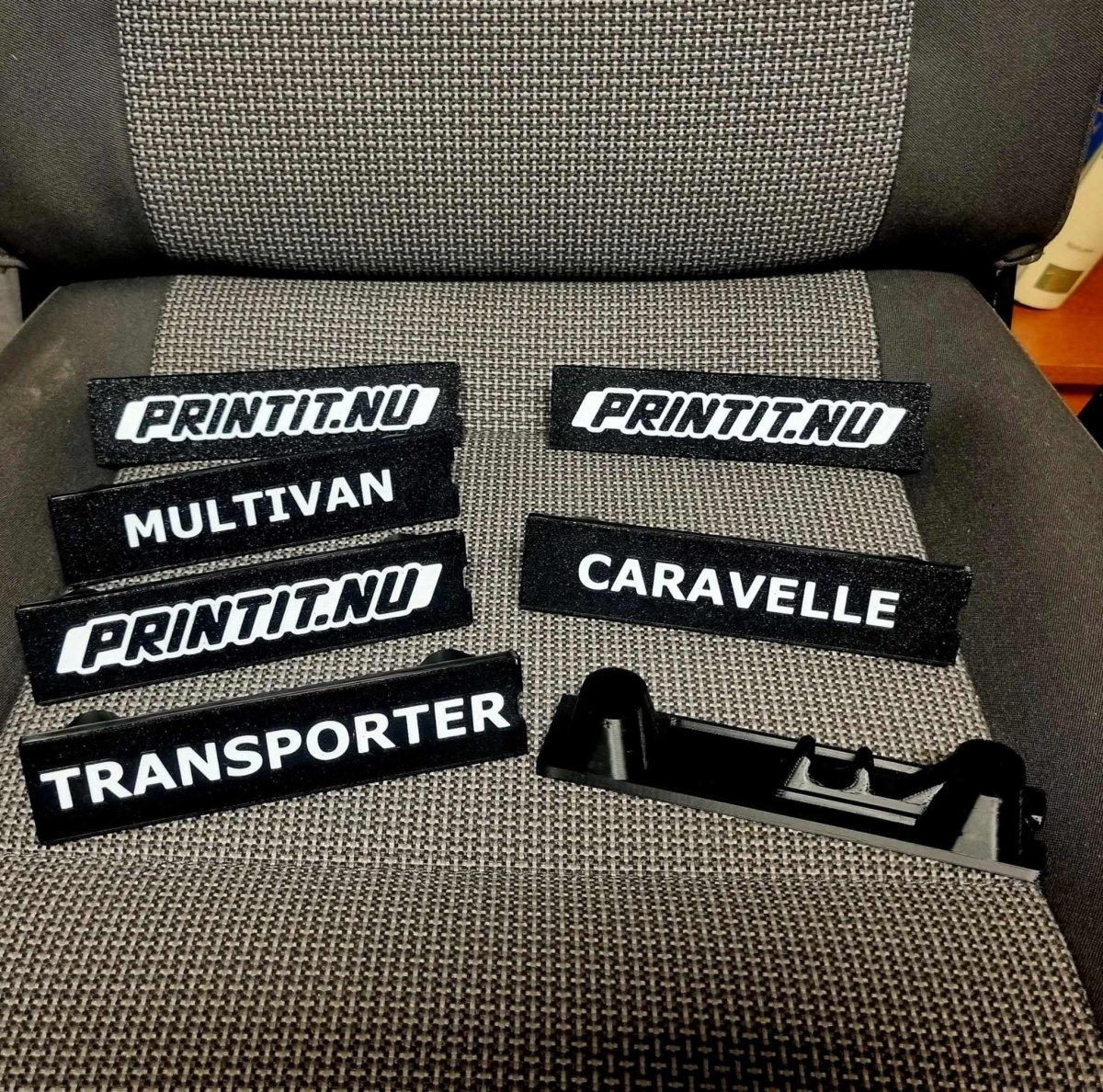 4 st VW T5, T5.1 och T6 täcklock golv - Bild 4
